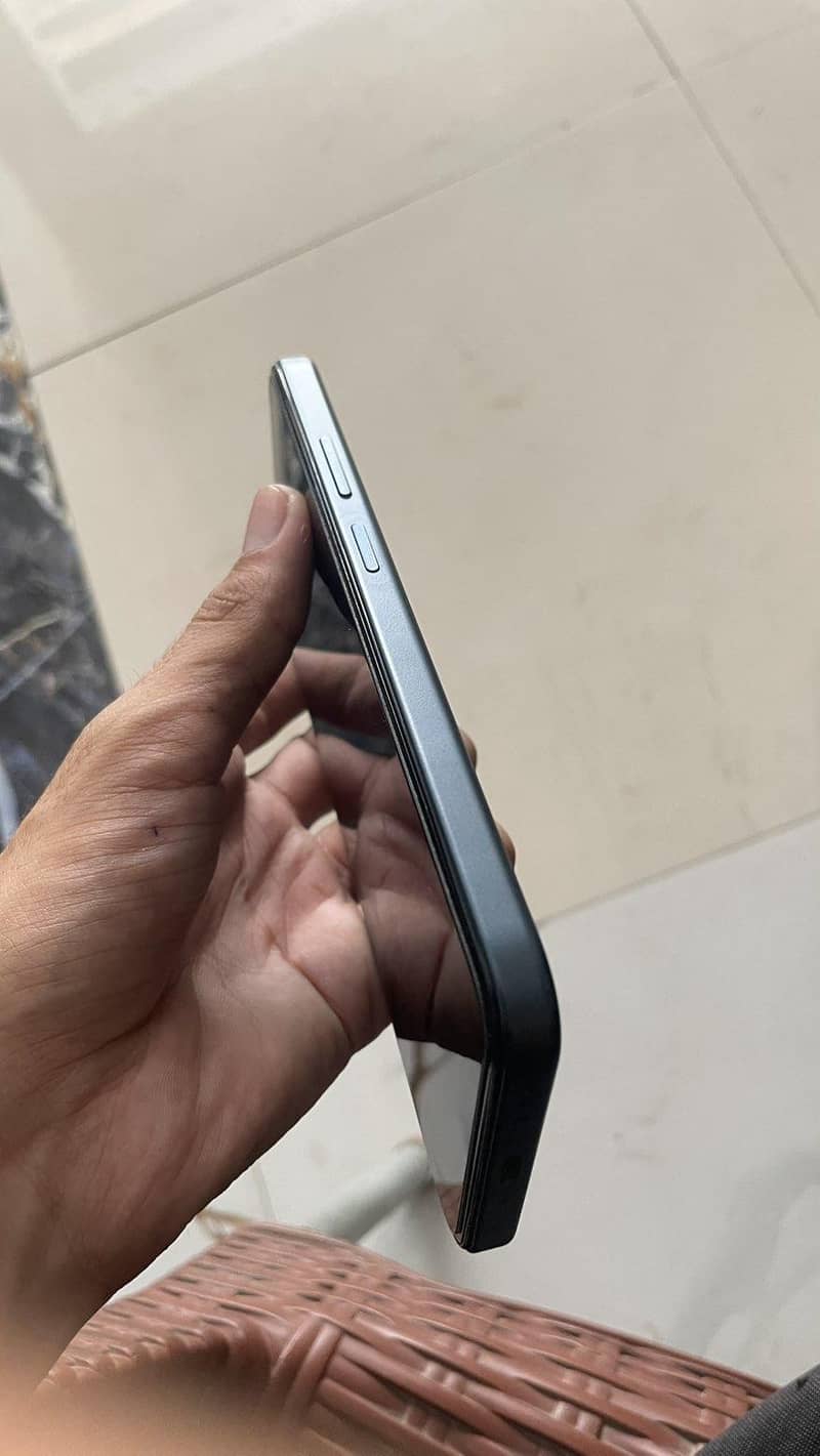 OPPO A6 4