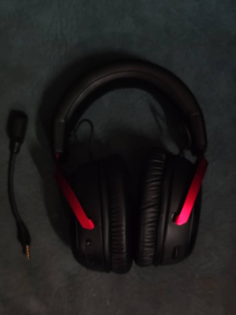 Hyper X Cloud III Wireless Headset 0