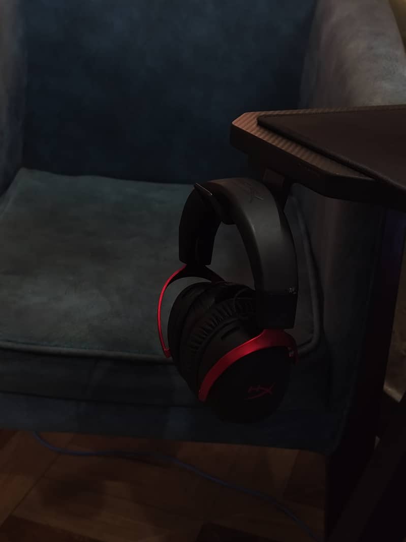 Hyper X Cloud III Wireless Headset 1