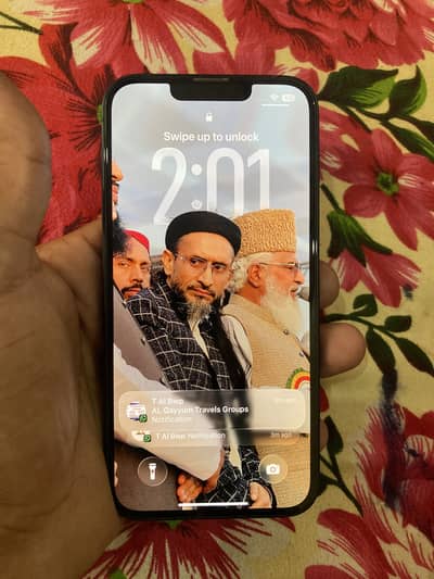 Apple iPhone 13