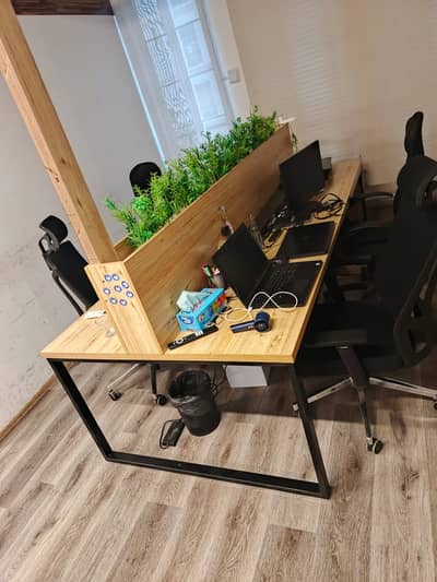 Office Workstation