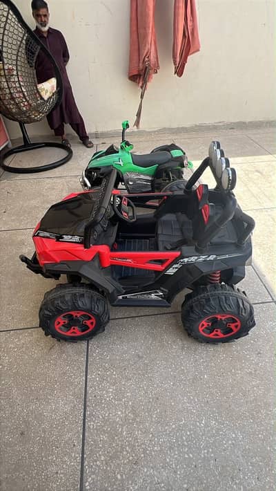 2 kids Electric cars in excellent condition