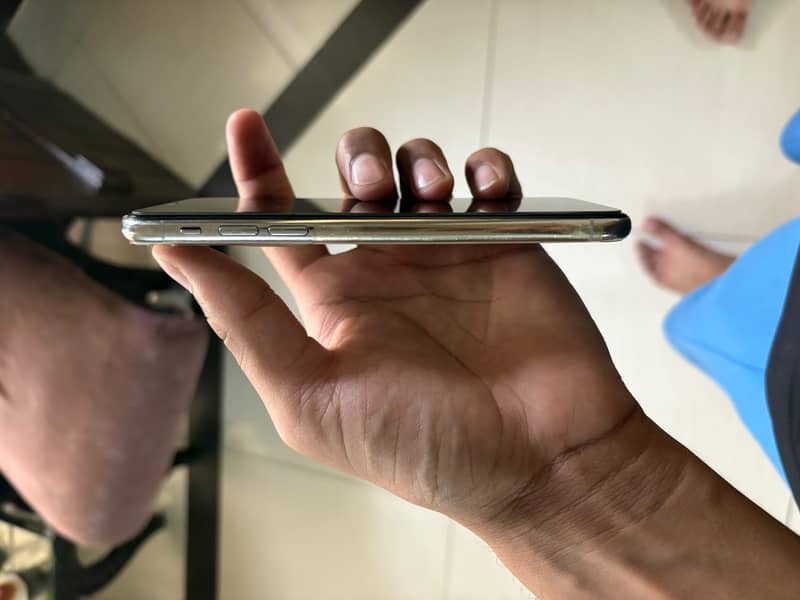 Apple iPhone X 1