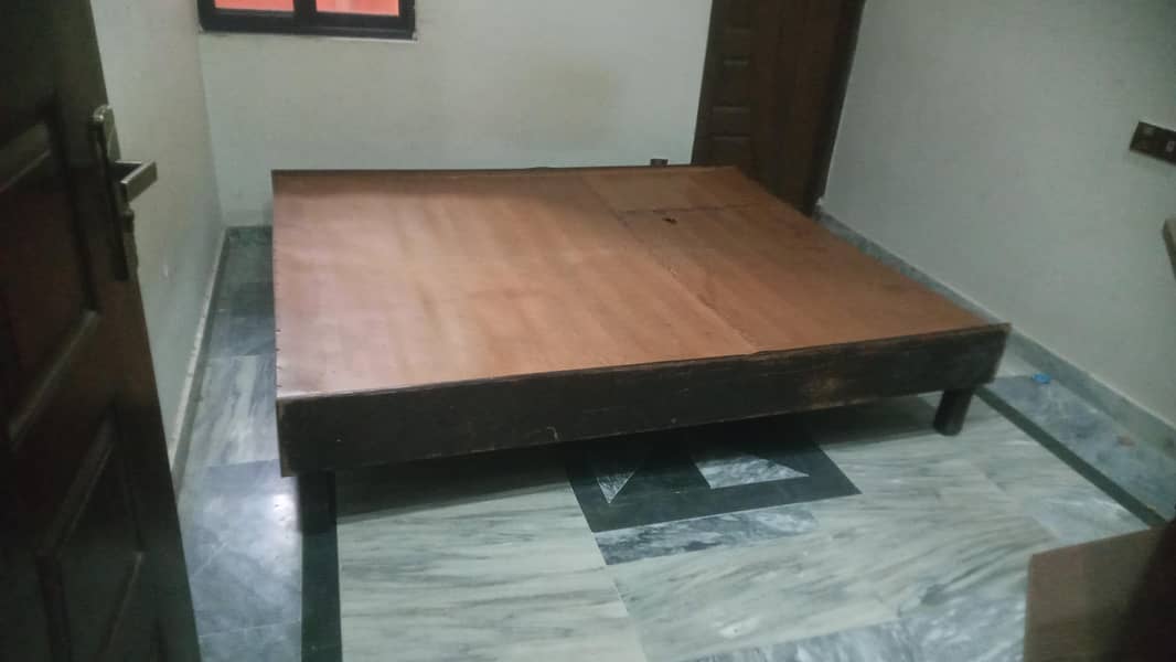 Double Bed 0