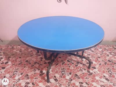 kids round study table