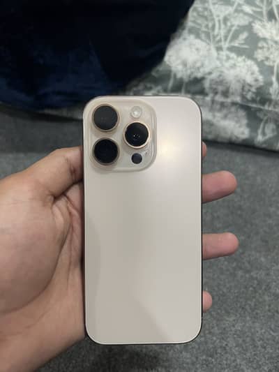 Apple iPhone 16 Pro