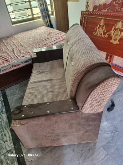 7 seater sofa with table
