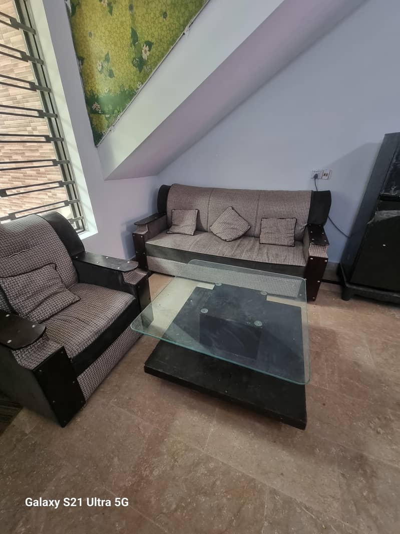 7 seater sofa with table 3