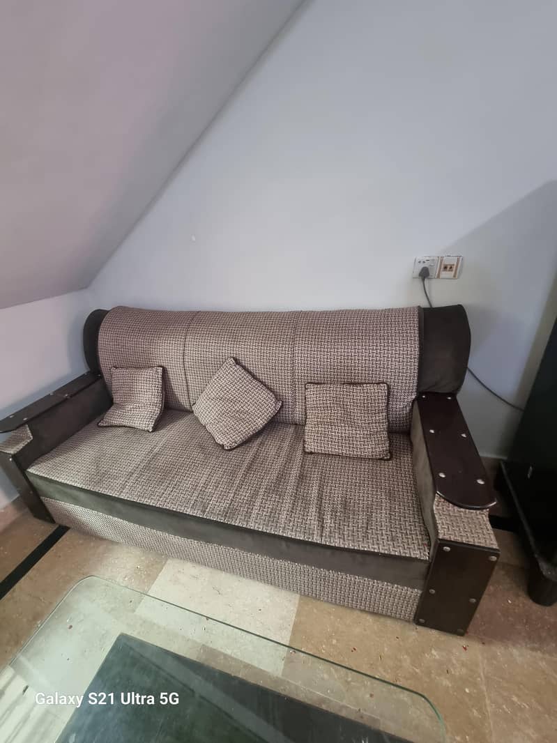 7 seater sofa with table 5