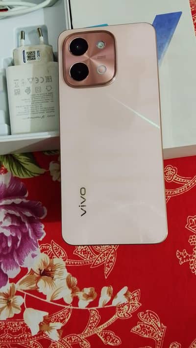 Vivo Y28