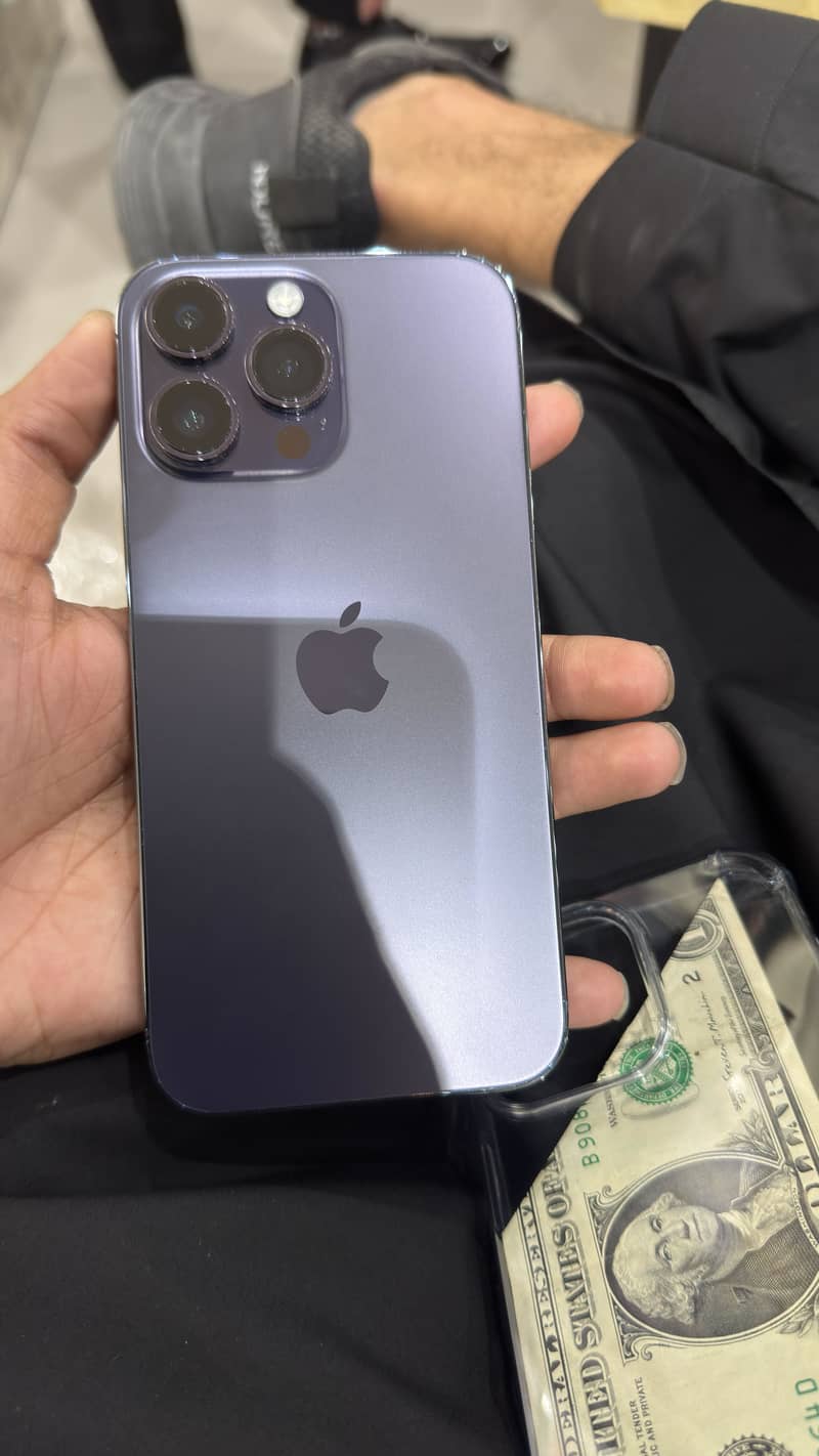iPhone 14 Pro Max 3