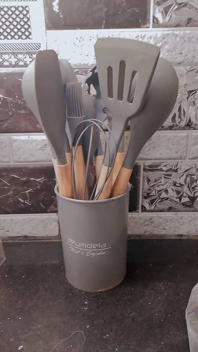 Silicone tool set for kitchen