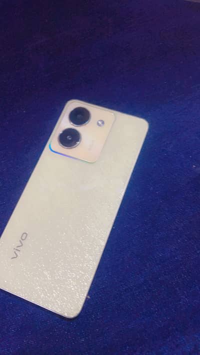 Vivo Y36