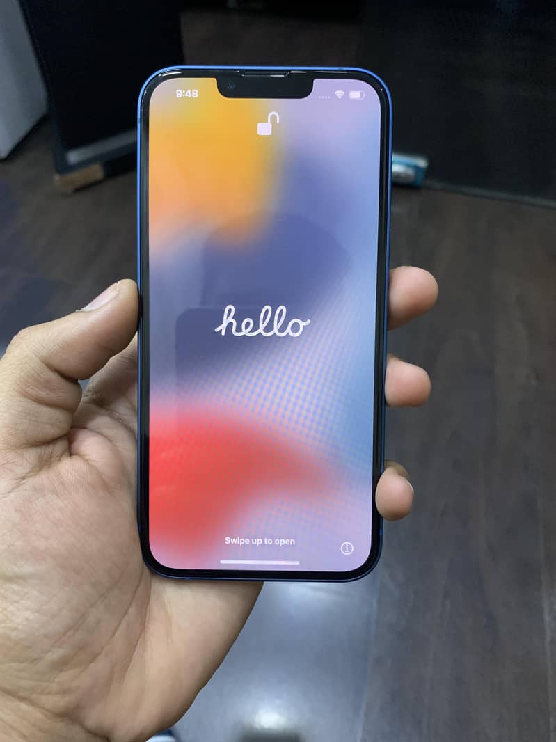 Apple iPhone 13 2