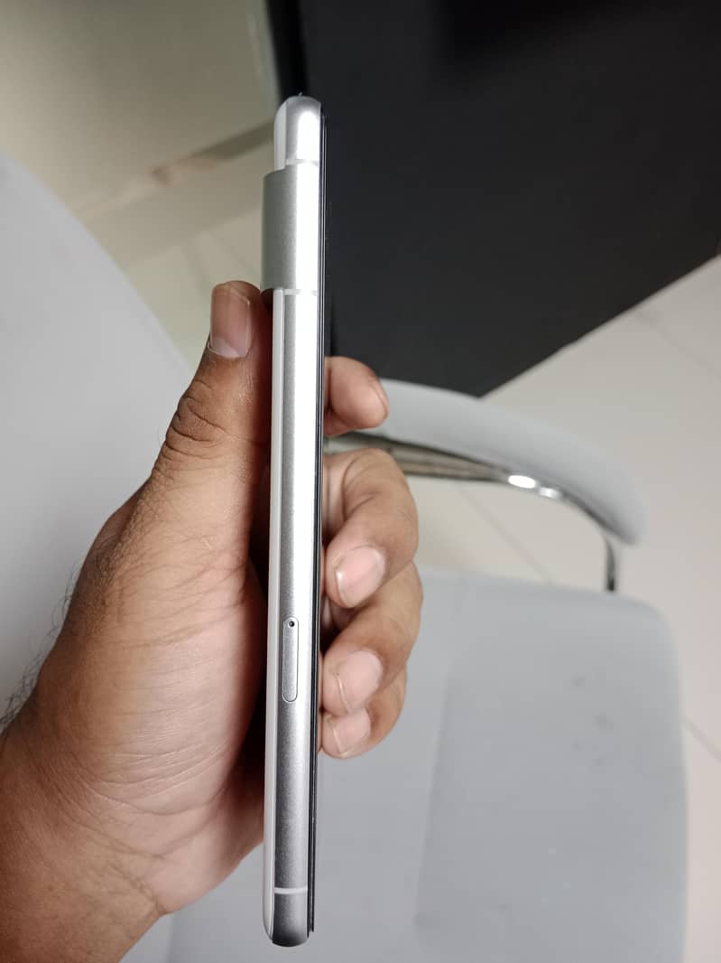 Google Pixel 7 6