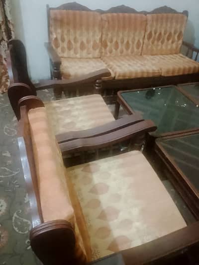 3+1+1 Wooden Sofa Set | Only 5 Months Used | Excellent Condition