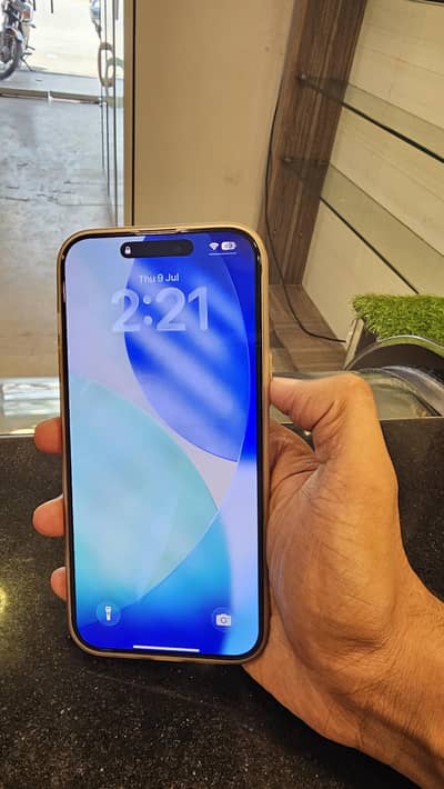 Apple iPhone 16 Pro Max