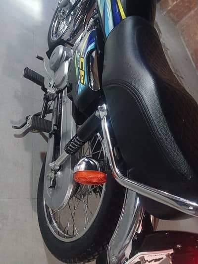 Honda CG 125 2025