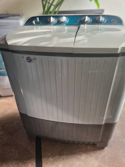 Washing machine with Dryer (Best Condition)
