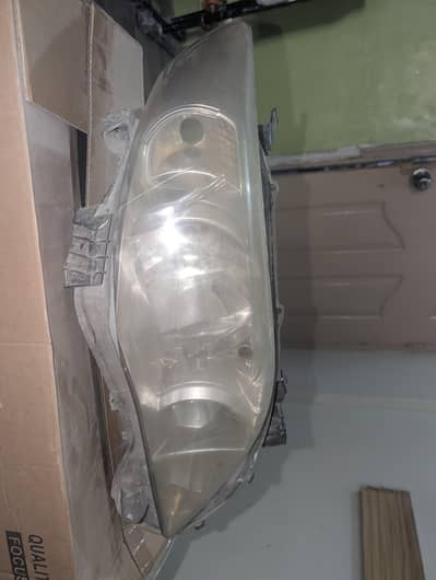 Toyota corolla 2012 headlights