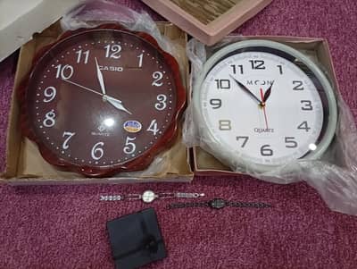 2 wall clocks