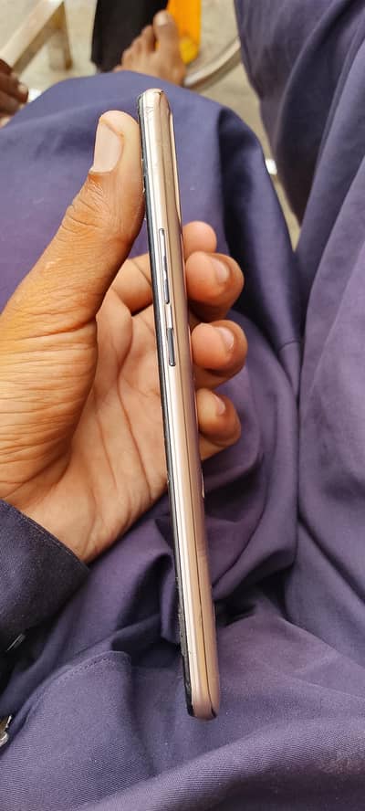 Infinix Hot 10