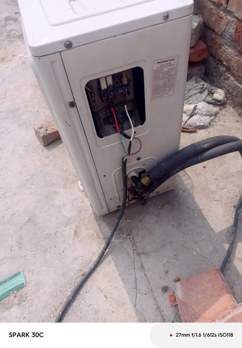 AC GOOD CONDITION 4