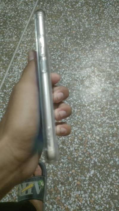 Vivo Y17