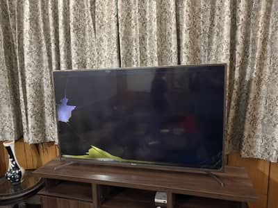 Broken panel