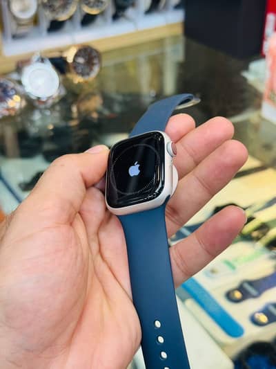 APPLE WATCH