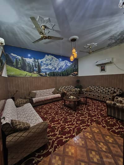 1 kanal double story house awialable for Rent