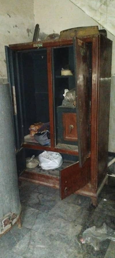 steel wardrobe