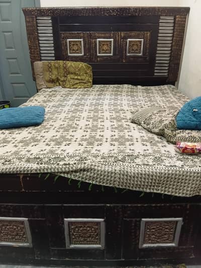 King Size Bed with mattress fpr Sale