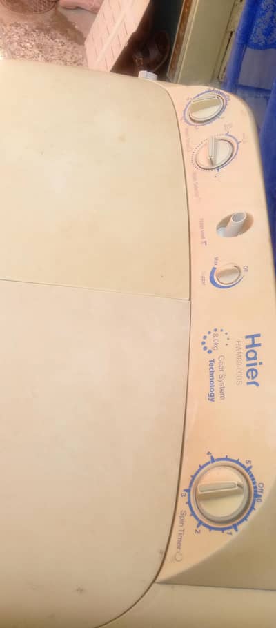 Haier twin washing machine with spinner