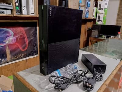 Xbox one (1 Tb)
