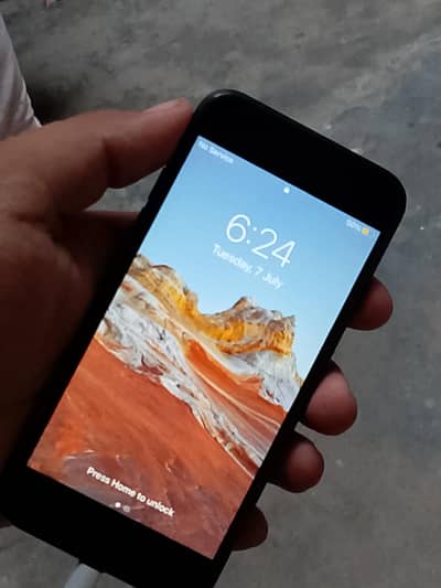 Apple iPhone 7