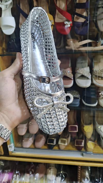 trending net shoes