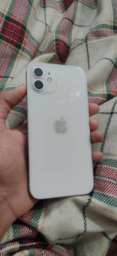 Apple iPhone 12