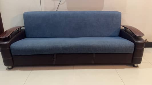 Sofa Cum Bed in excelent condition