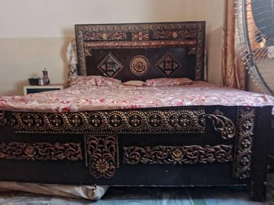 urgent sale king size bed