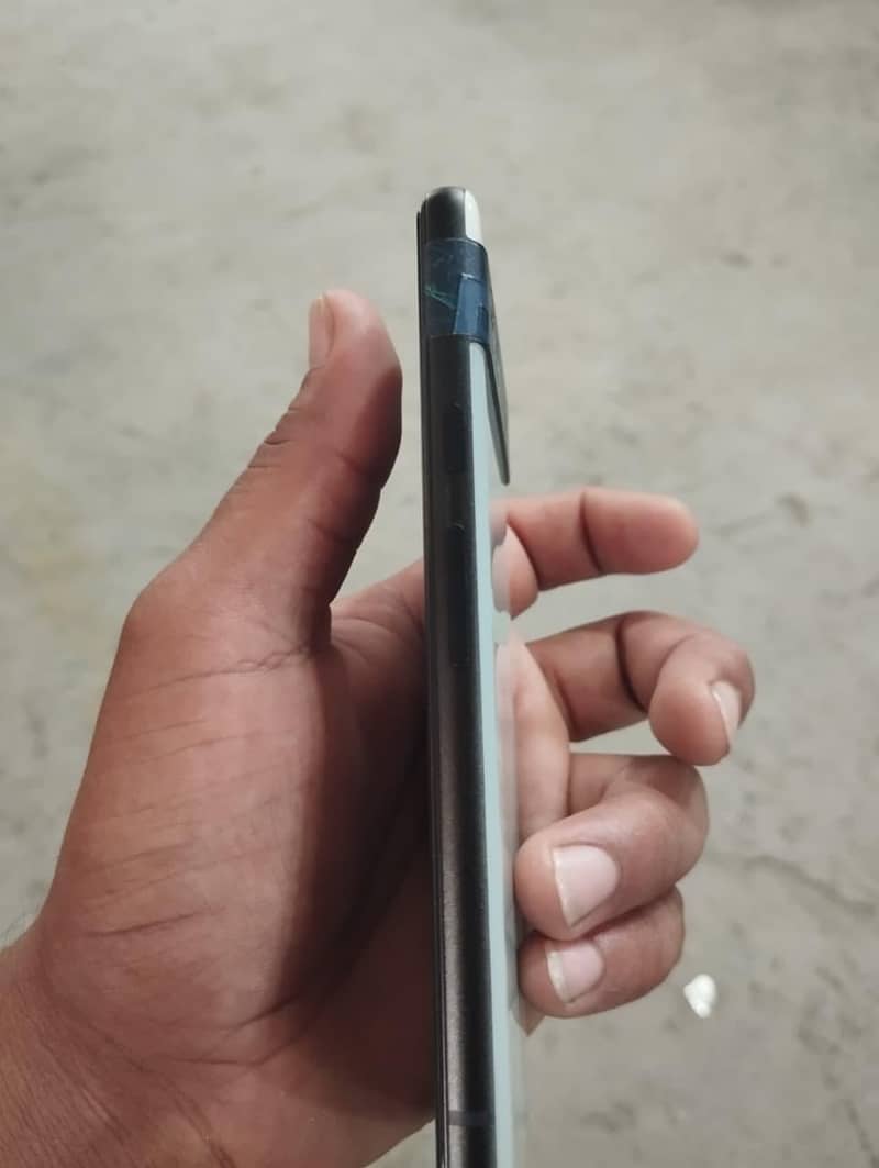 Google Pixel 6a 1
