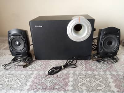 Edifier M-1310 Made In USA Deep Bass All OK Jai.