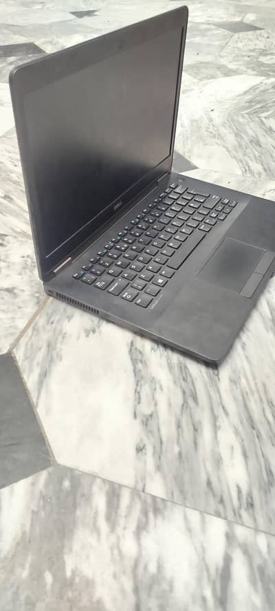 Dell latitude E7470 i5 6th