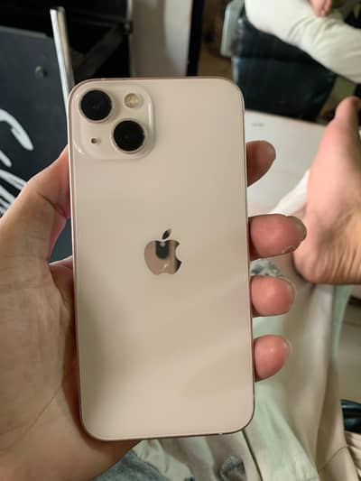 Apple iPhone 13