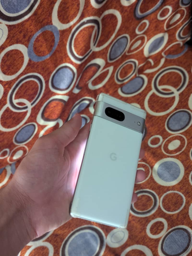 Google Pixel 7 2