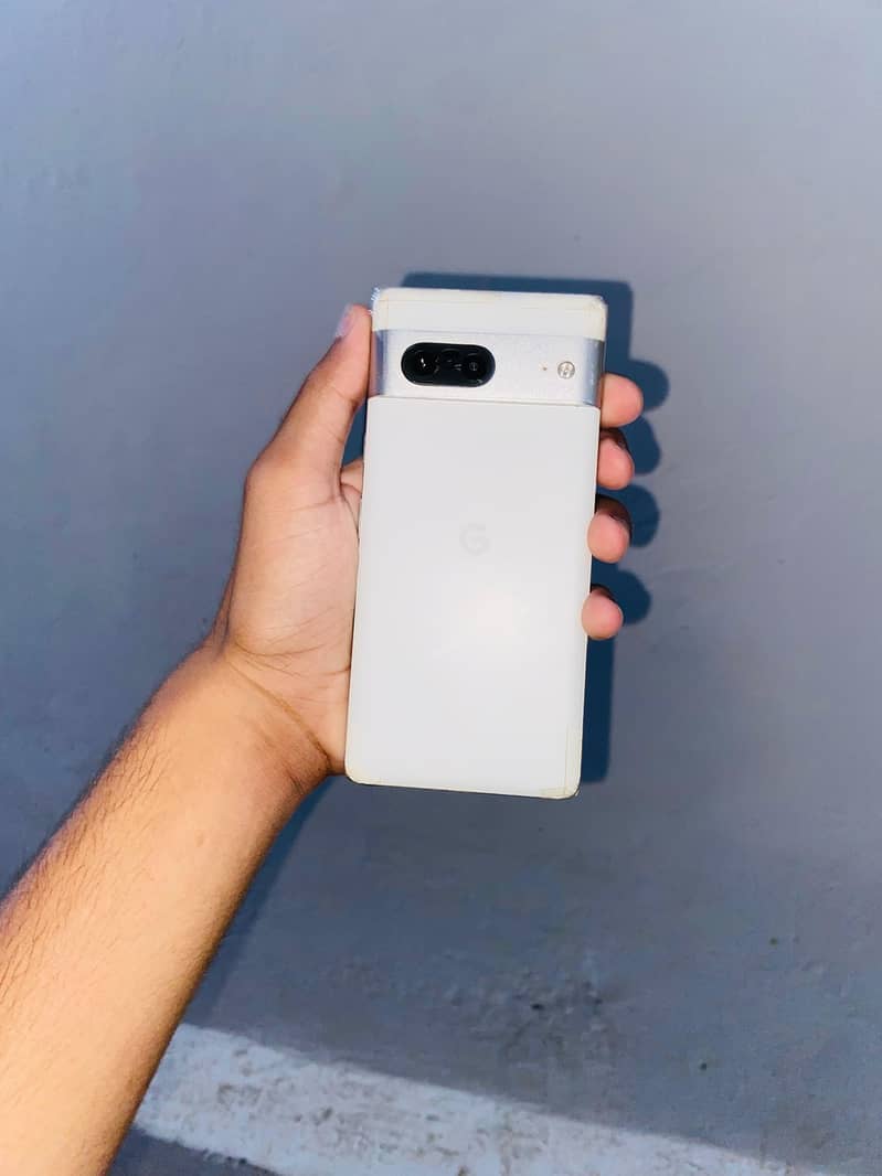 Google Pixel 7 3