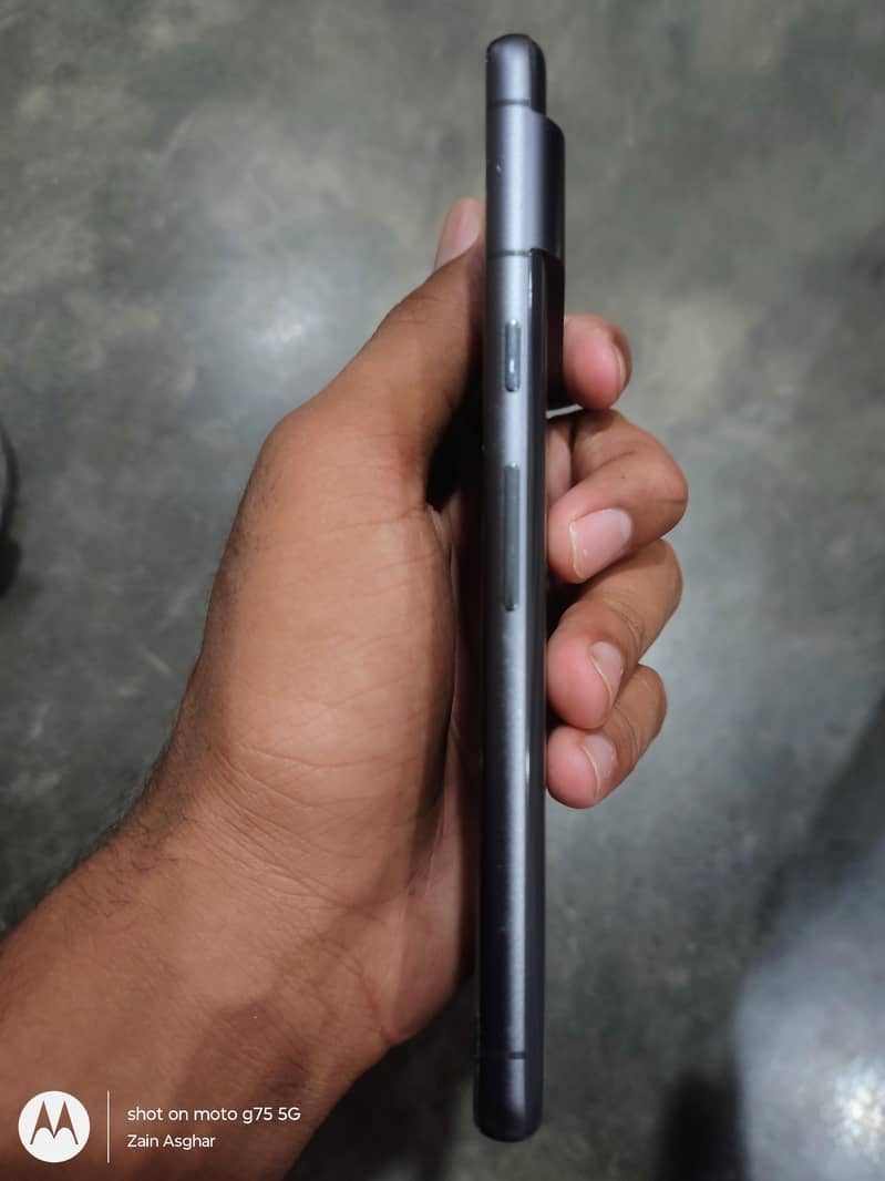 Google Pixel 7 4