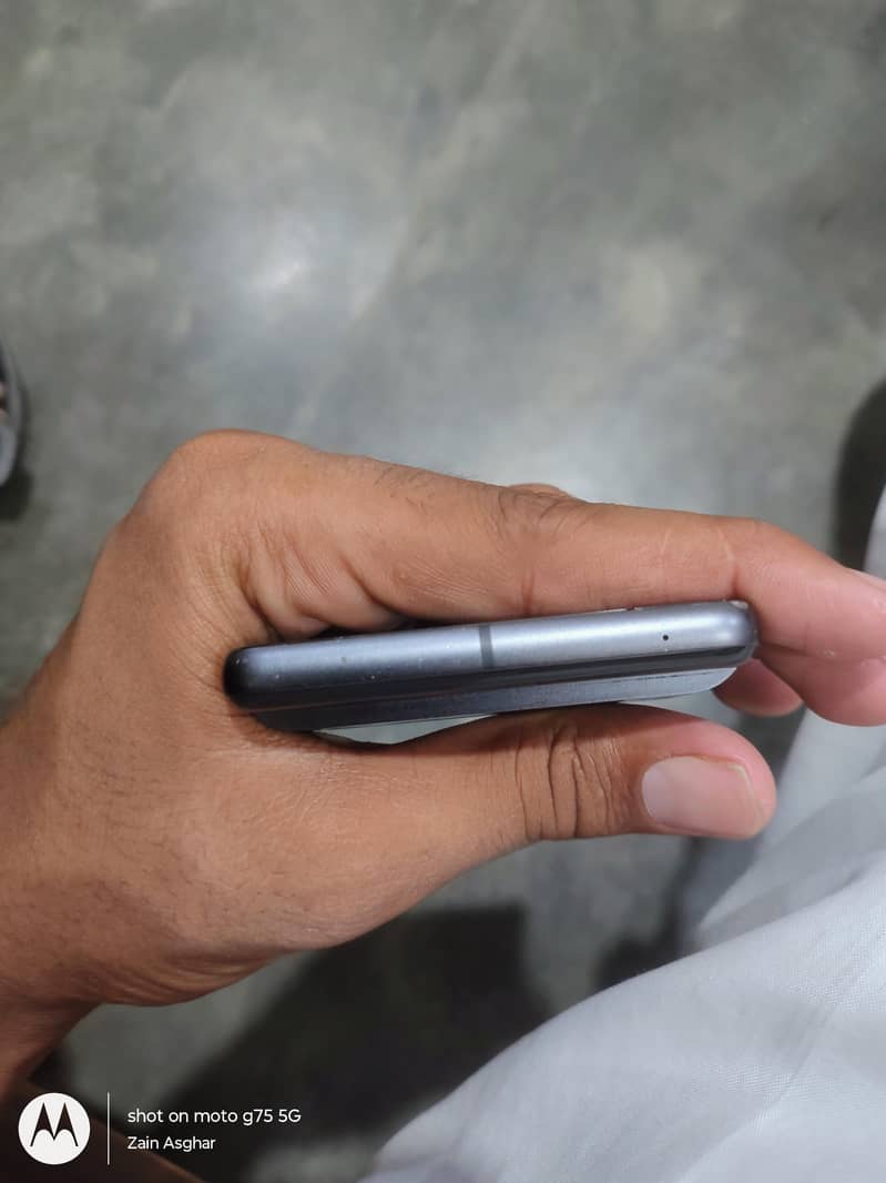 Google Pixel 7 5