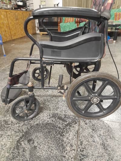 wheel chair good condition