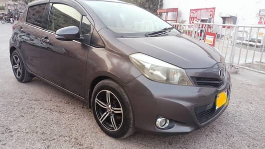 Toyota Vitz 2012